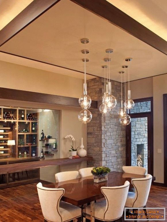 Скулпторски таван со осветлување во дизајнот на кујната