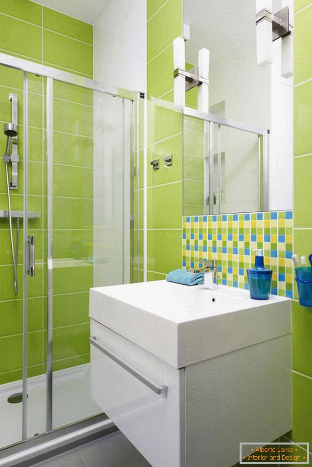 Дизајн на бања во светло зелена боја