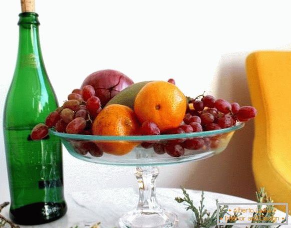 Овошје на стакло во кујнски дизајн
