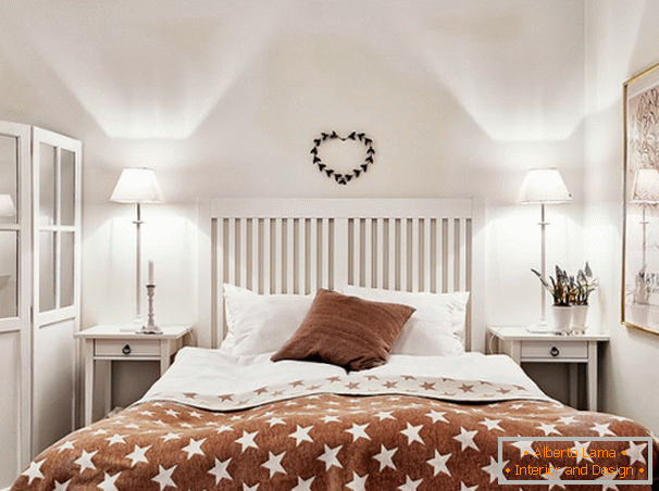 Спална соба во рустикален стил