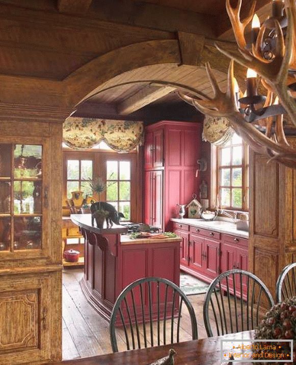 Внатрешен дизајн на дрвена куќа - слика на вила стил кујната