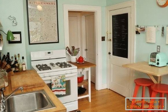 Модерен мали кујни 2016 - фотографии во ретро гроздобер стил