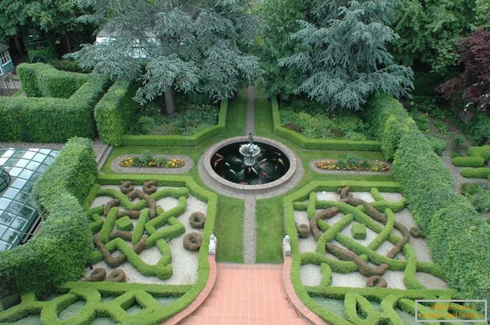 Градина со фонтана