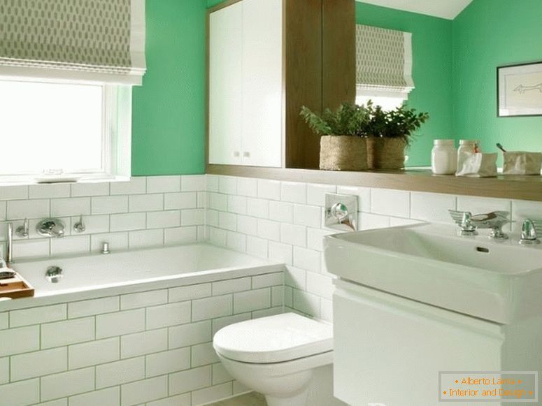 Бело-зелена комбинирана бања
