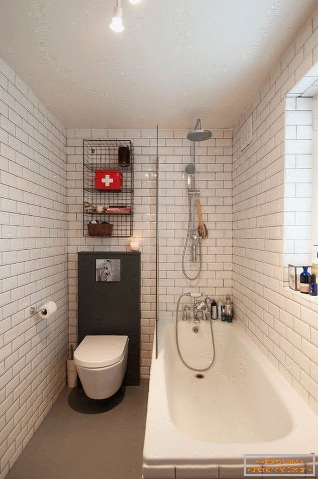 Тоалетот се комбинира со бања