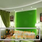 Убава спална соба во зелени бои