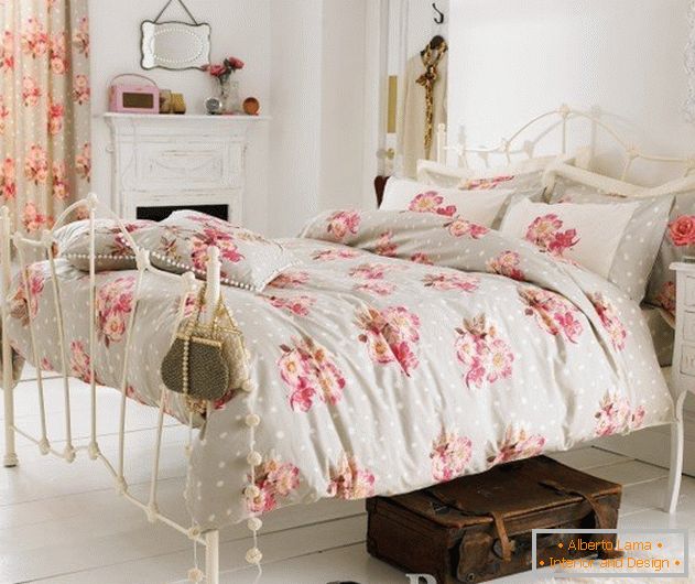 Спална соба во деликатни бои