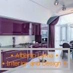 Дизајн на стилска сиво-виолетова кујна