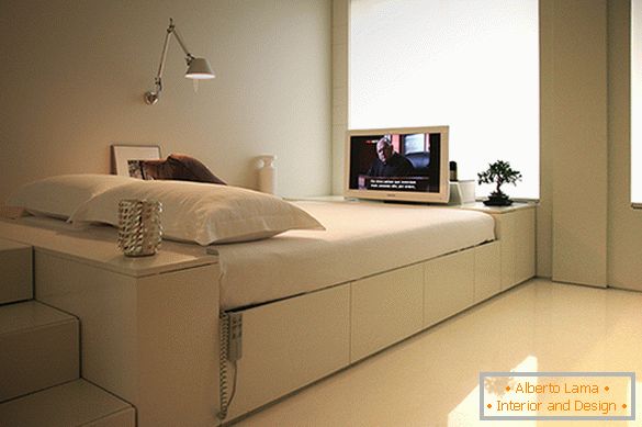 Спална соба во футуристички стил
