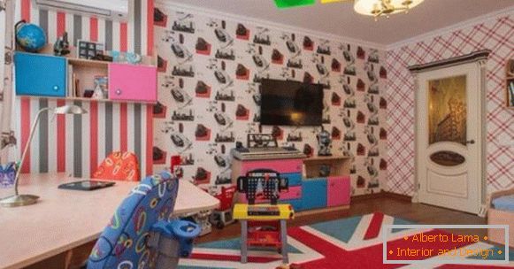 внатрешноста на детската спална соба для мальчика в лондонском стиле