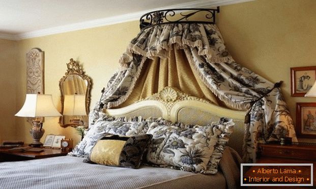 слика на спалната соба во француски стил
