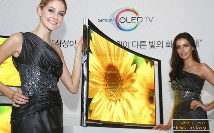 Samsung претстави закривен OLED телевизор