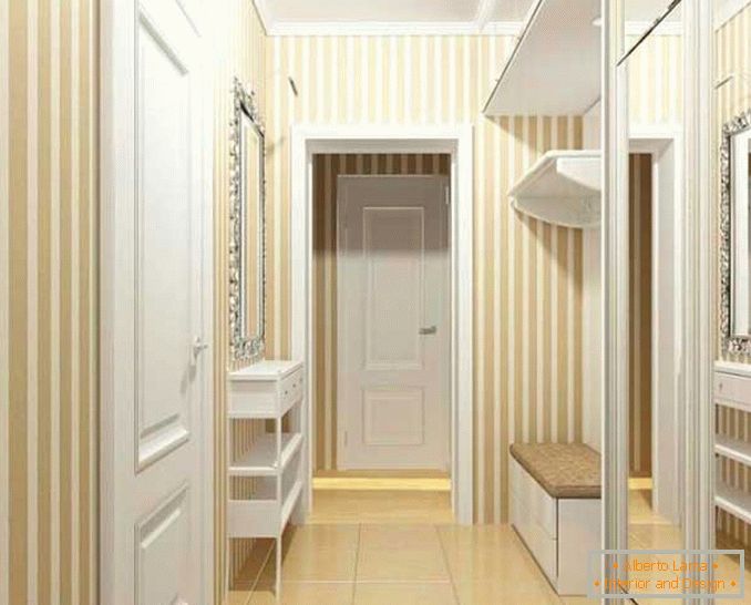 Внатрешен дизајн на мал ходник во приватна куќа