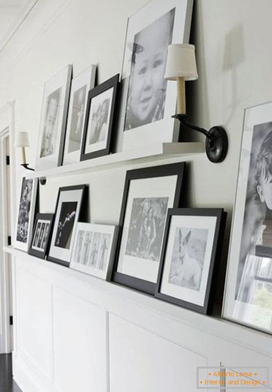 Црно-бели фотографии во дизајнот на коридорот