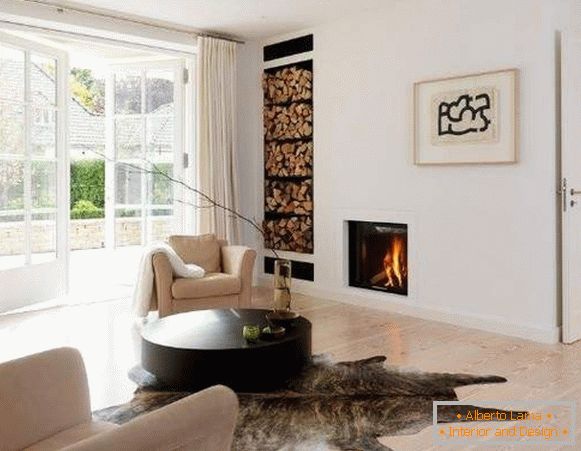 Дизајн на приватна куќа во стил на минимализмот - внатрешноста на дневната соба на фотографијата