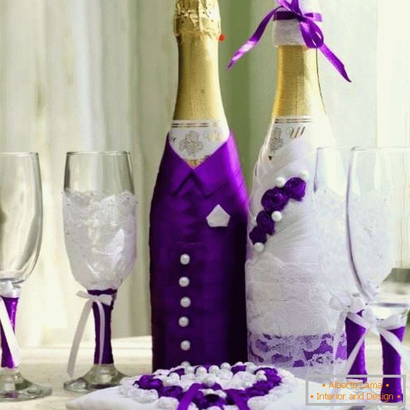 Декорација на шишиња шампањски за свадба - невеста и младоженецот