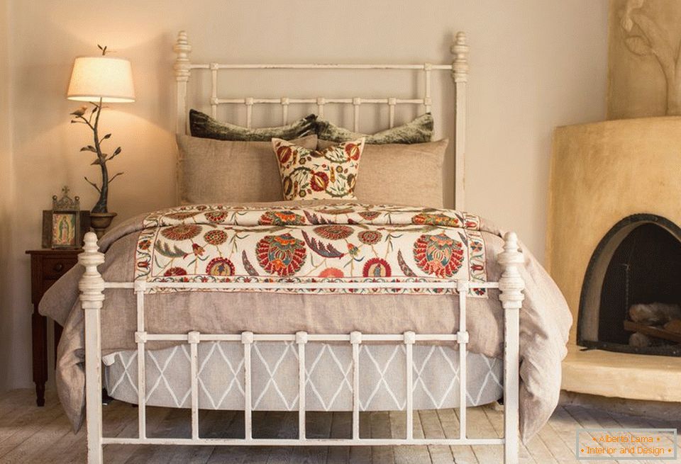 Спална соба во гроздобер стил