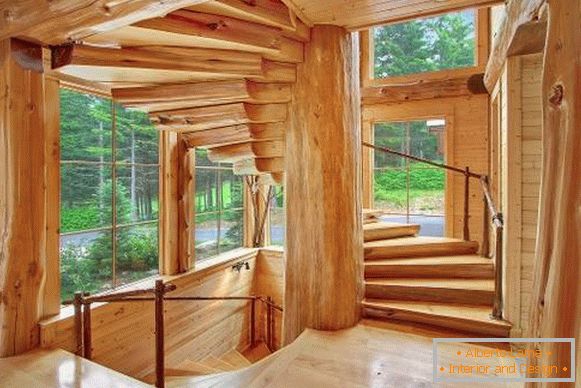 Дизајн на дрвени скали во дрвена куќа