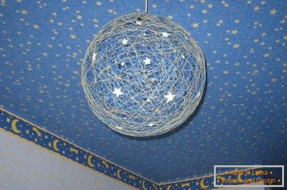 Идеи за украсување куќа со свои раце - топка од теми како светилка