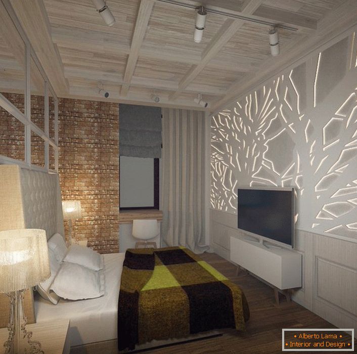 Спалната соба е дизајнирана според барањата на стилот на мансарда. Внимание црта ѕид панел од гипс картон со LED позадинско осветлување. 