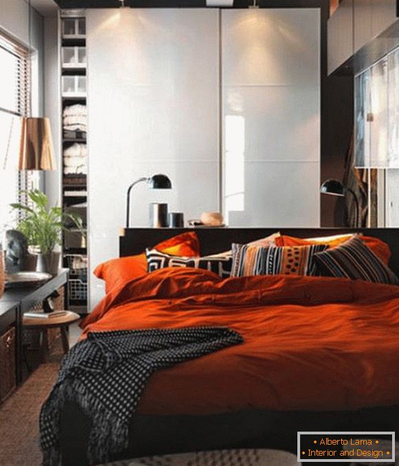 Спална соба во светли бои