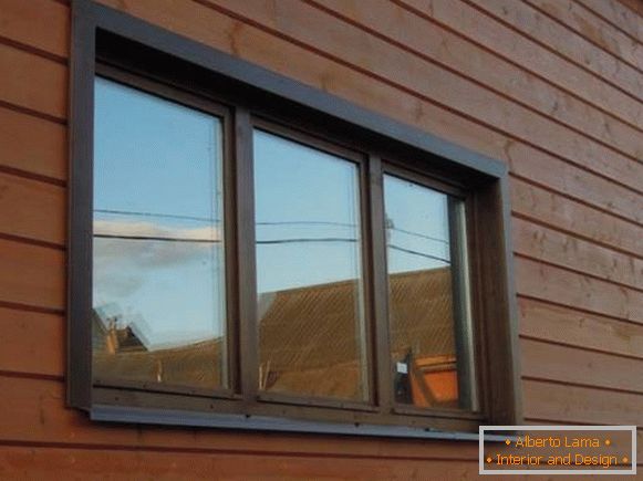 Платбови за прозорци во дрвена куќа, фото 12