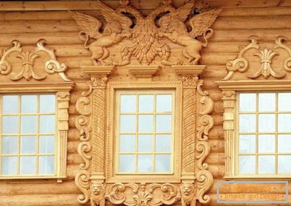 Убави плочи за прозорци во дрвена куќа, фото 5