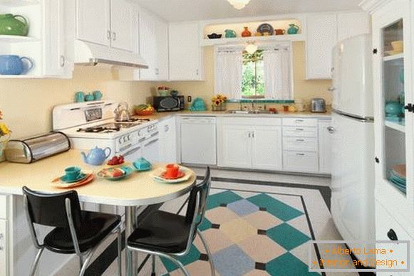 Стилски дизајн на подови во кујната - линолеум