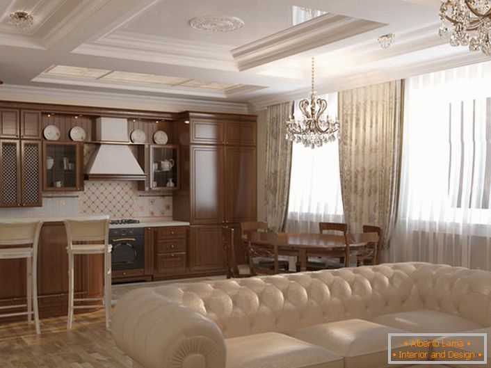 Кујна-дневна соба е украсен во стил Арт Нову. Светли бои, мебел од природно дрво, масивни тавански лустери направени од кристал се споредуваат со стилот.