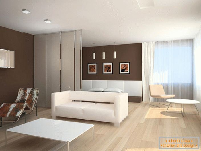 А минимум мебел и декоративни елементи визуелно ја зголемува дневната соба. 