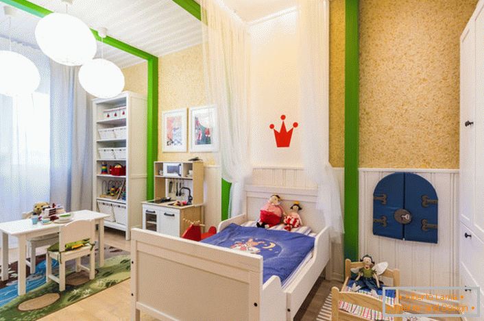 Скандинавски стил на детска соба во земјата.