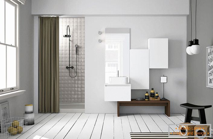 Во внатрешноста на бањата во скандинавски стил, полиран кат е особено привлечен. 