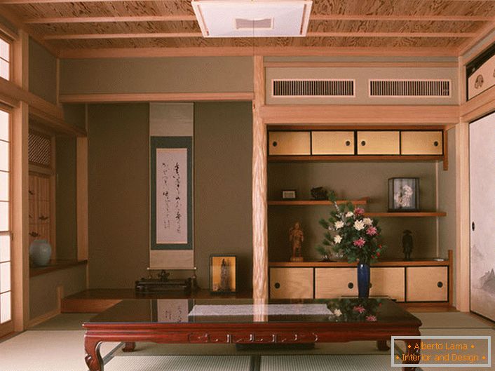 Стилот на јапонскиот минимализам е значаен за употребата на природни завршни материјали за организацијата на ентериерот. 