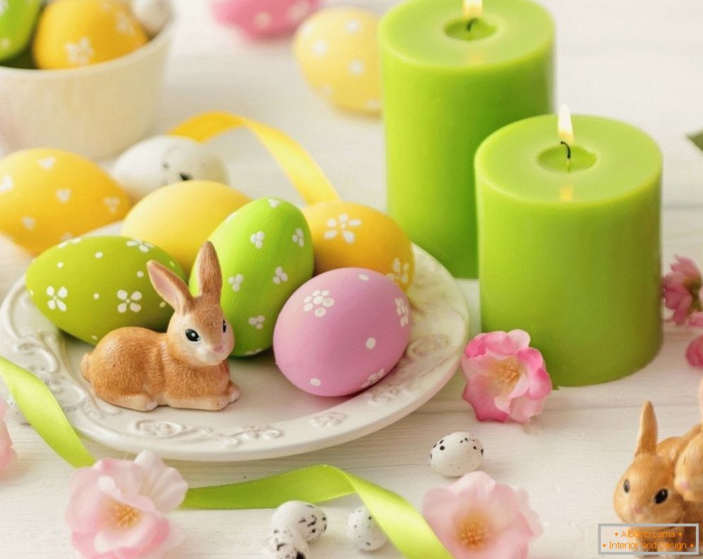 Велигденски јајца и декор