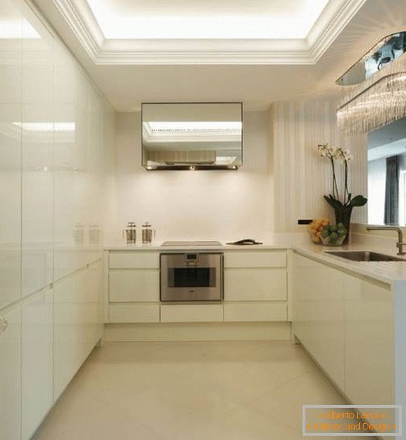LED таванот тензија осветлување во кујната