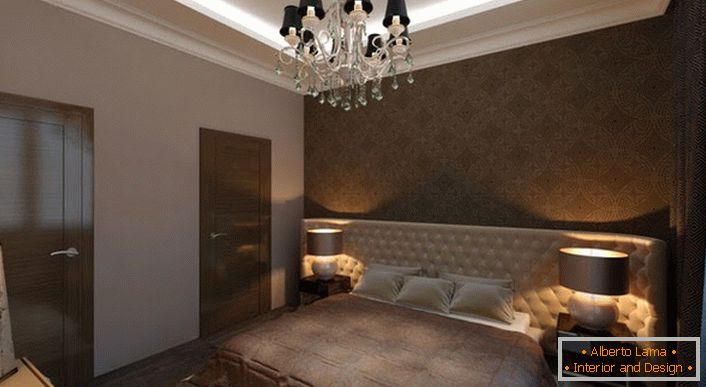 Спална соба во стилот на Арт Деко со право осветлување. Muffled светлина создава атмосфера на приватност и романса во собата.