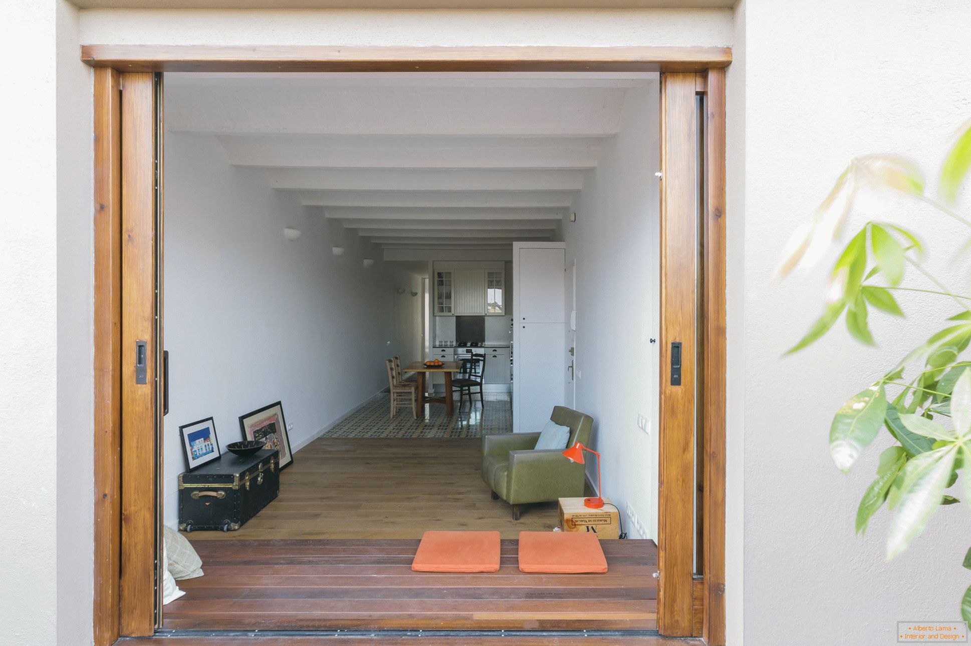 Внатрешен дизајн на мал стан во Барселона