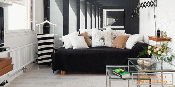 Дневна соба во црно и бело