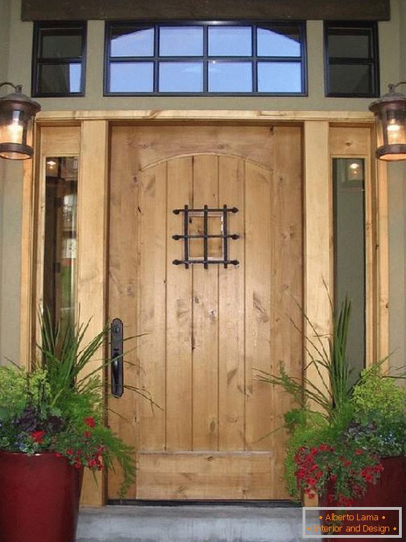 прекрасни дрвени влезни врати, фото 38
