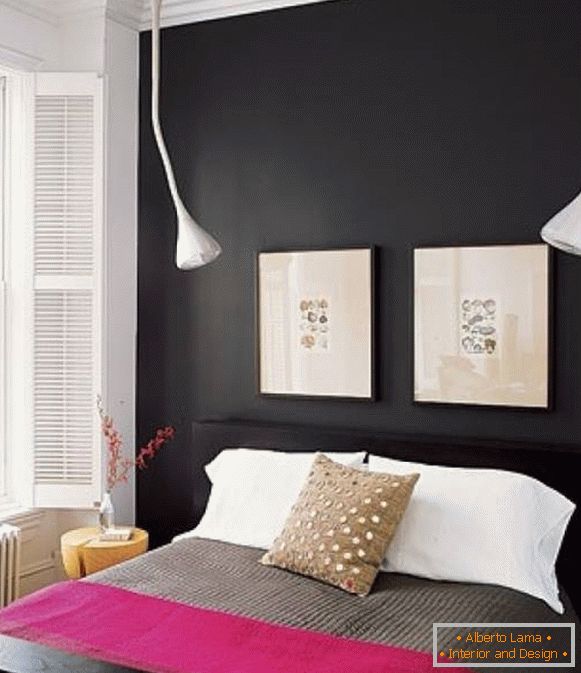 Стилски спална соба во црна и розова боја