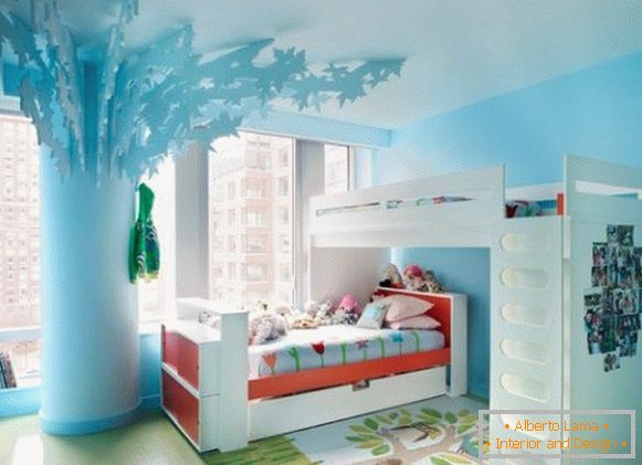 Светло сина детска соба