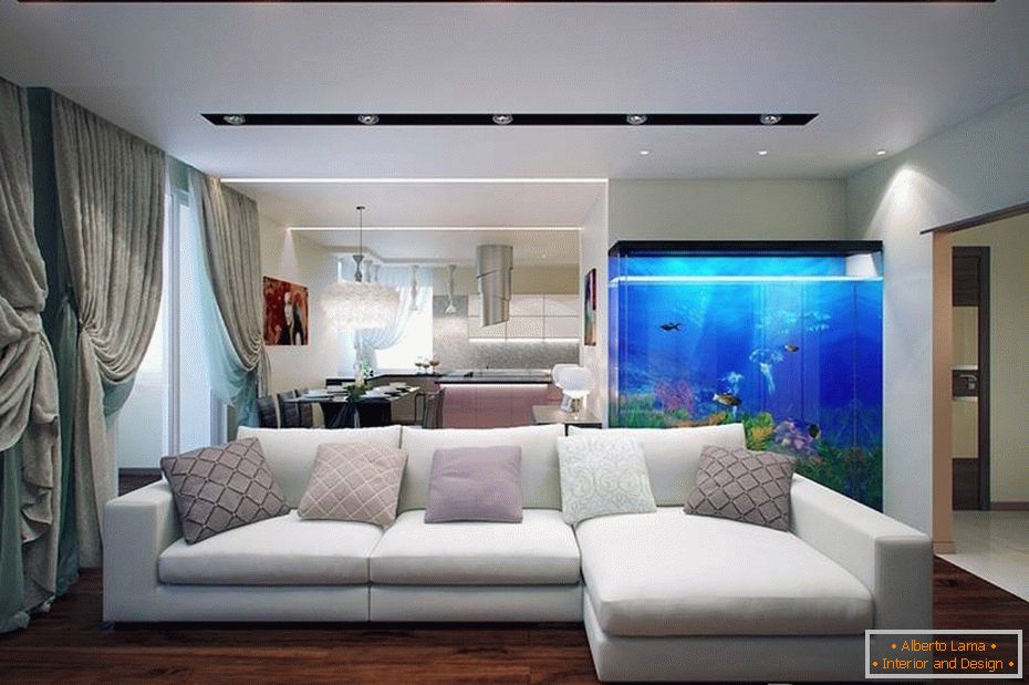 Убав ентериер во дневната соба со аквариум