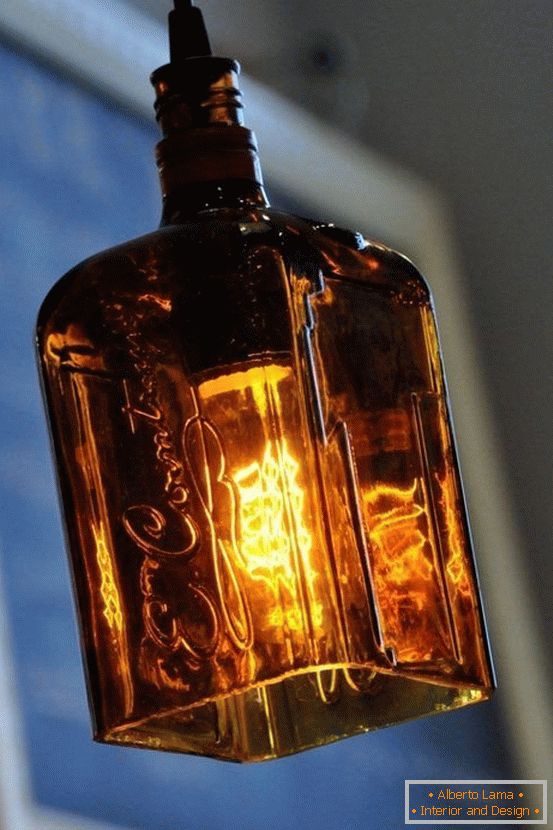 Светилка за светилка од шише