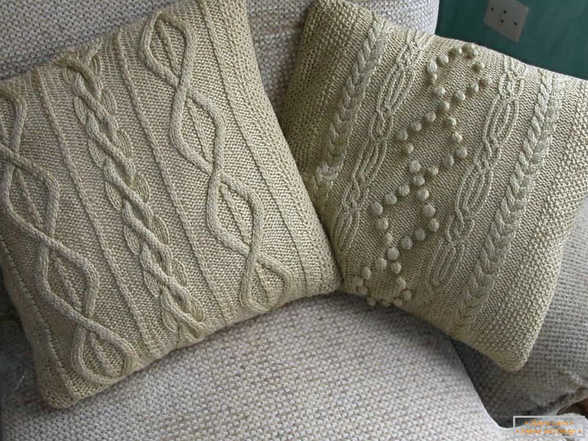 Плетени декоративни перници