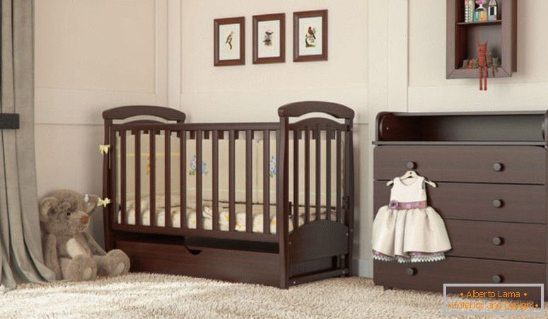 Кревет за бебиња под четири години