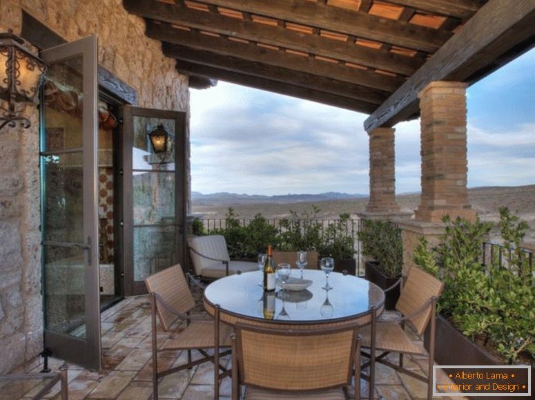 Дизајн на балкони надвор и внатре: топ-100 фотографии од