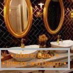 Огледала во бањата со златен лист