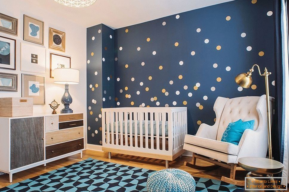Декор соба за дете со сини ѕидови