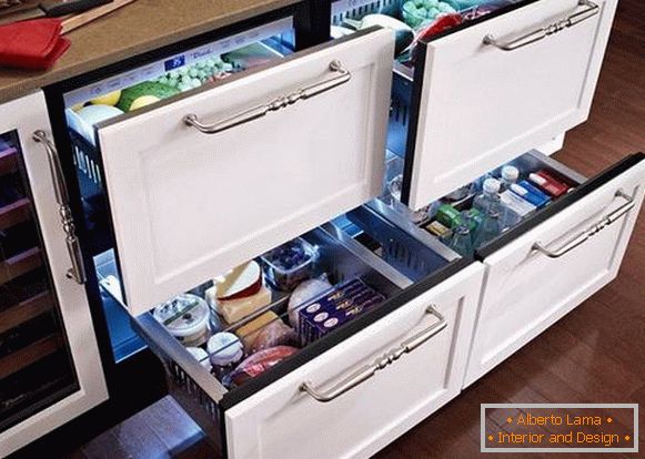 дизајн на мала кујна со фрижидер, фото 35