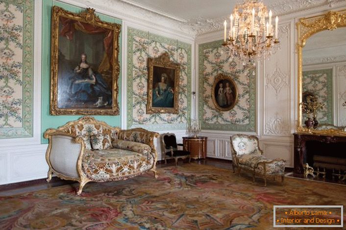 Луксузните и богатството се основните стилови на барокот.